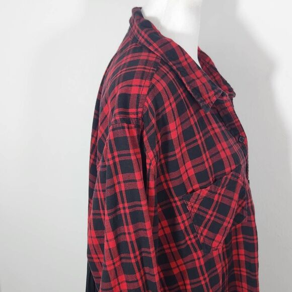 Beach Lunch Lounge Red and Black Plaid Flannel with Gathered Back Detail Size XL - Picture 4 of 9